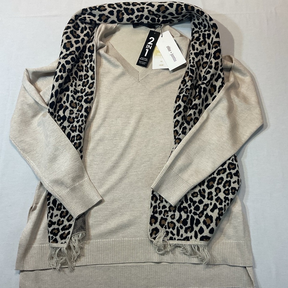 Chloe‎ + Janine NWT Tan V-Neck Sweater w/Leopard Print Scarf size M 2 in 1